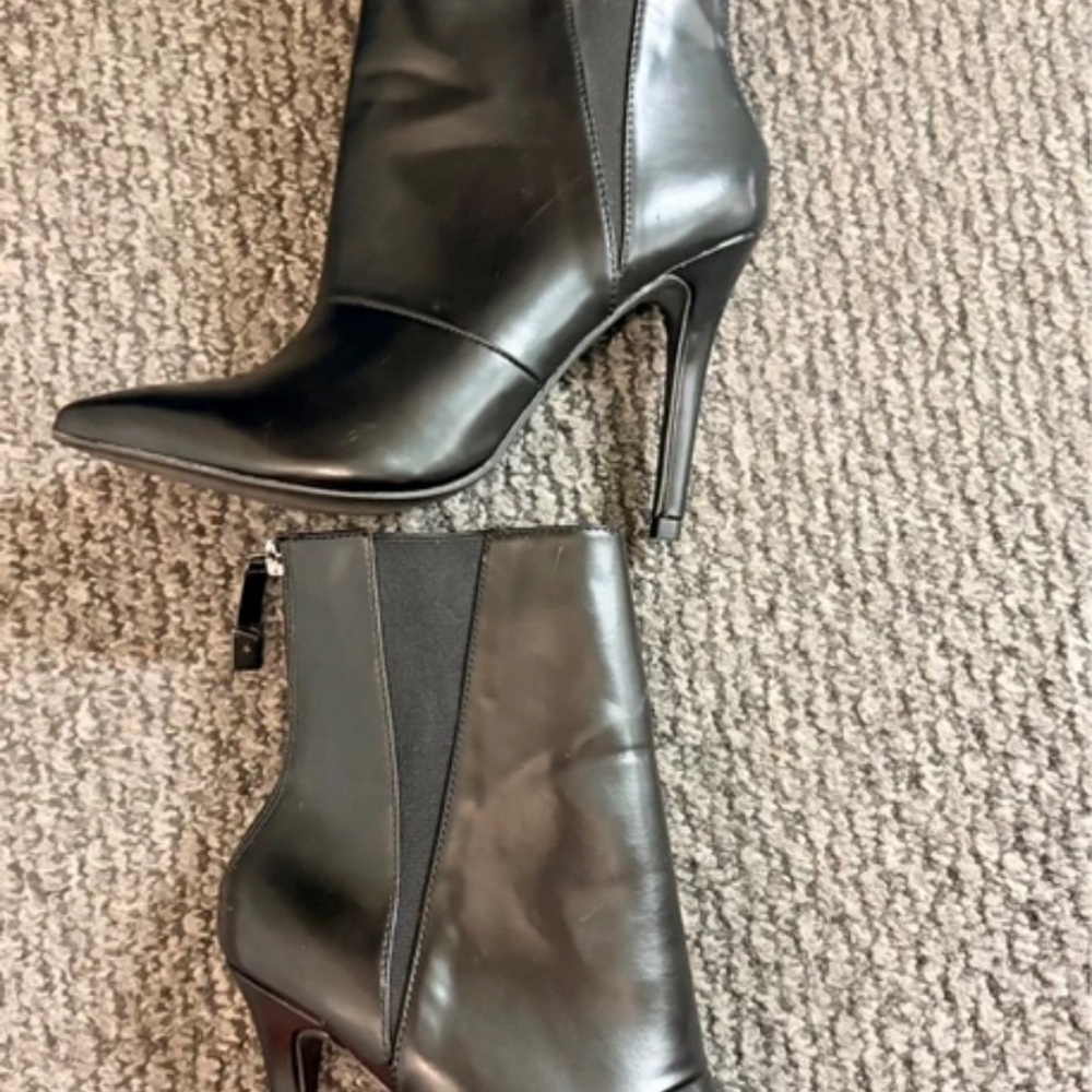 Zara Glossy Black Heeled Boots